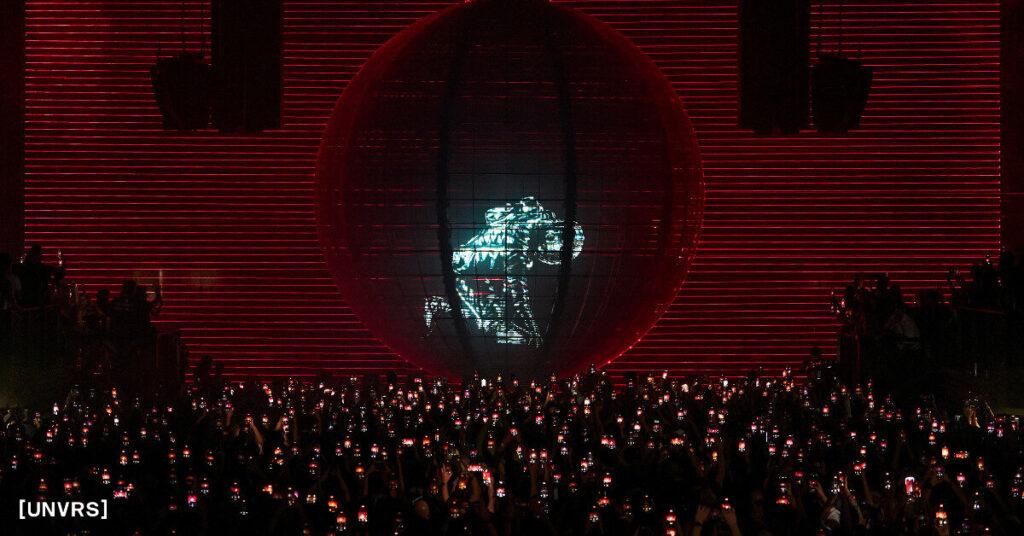 Holosphere 2 in the globe